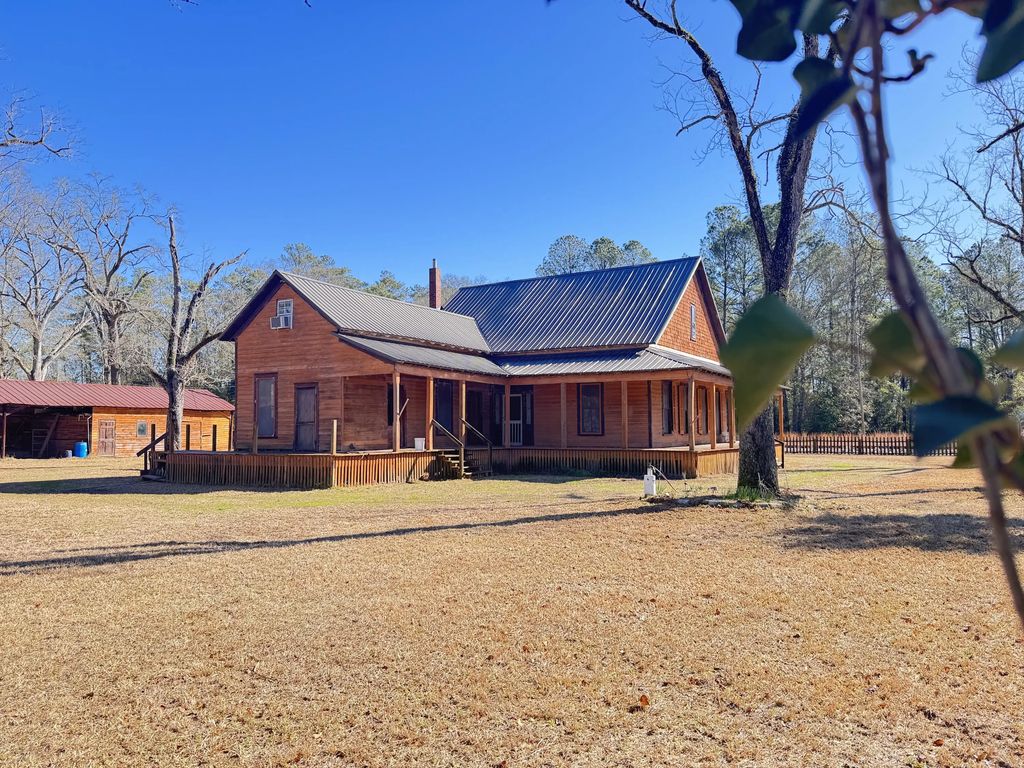 4233 Mt. Nebo Road, Lodge