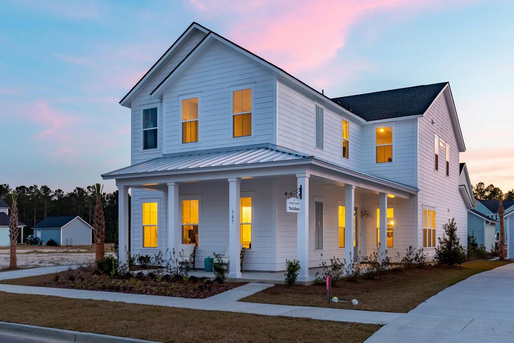1059 Lettered Olive Lane, Summerville