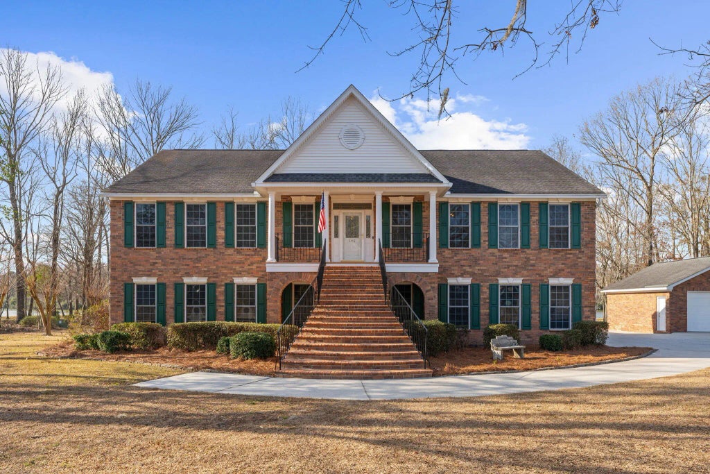 146 Loganberry Circle, Goose Creek