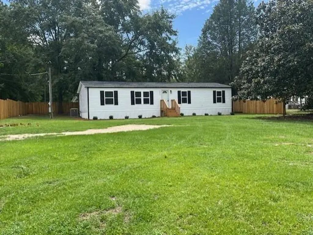 2275 Shillings Bridge Road, Orangeburg