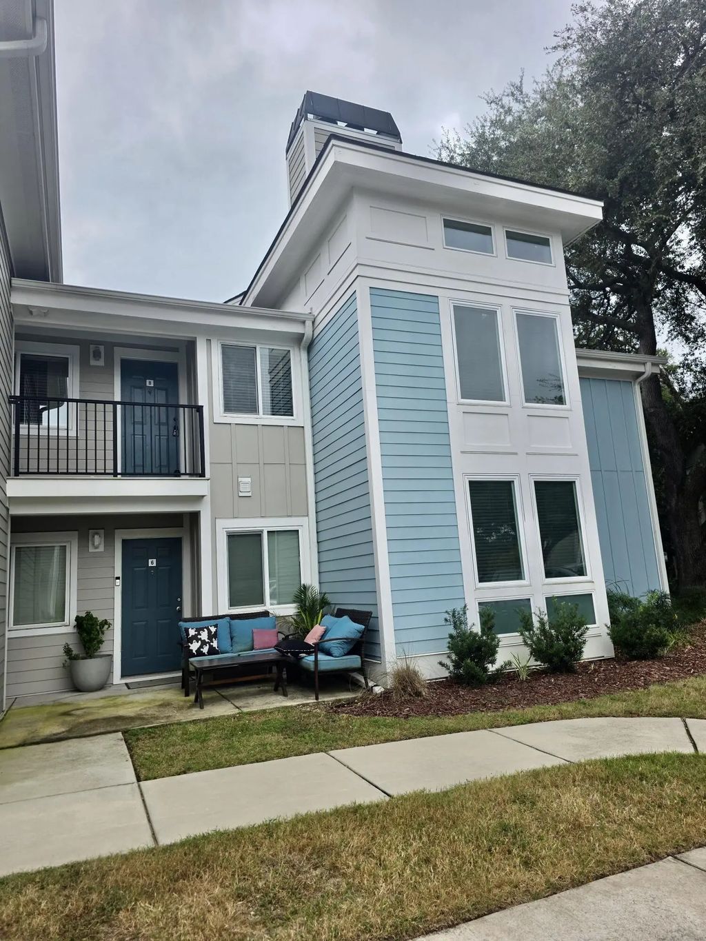 274 Alexandra Unit 8, Mount Pleasant