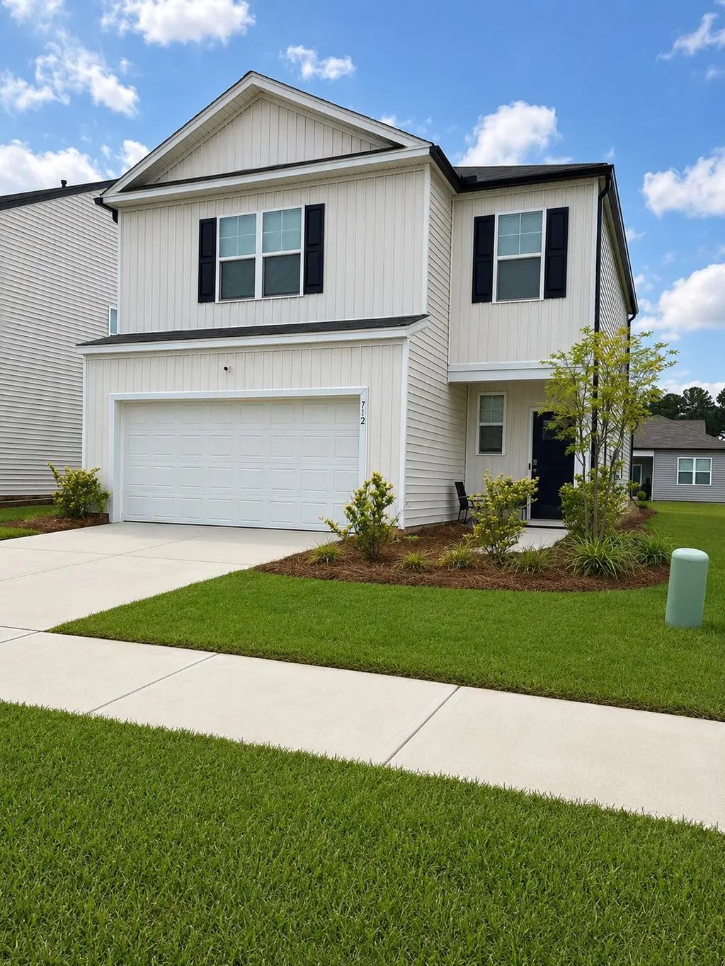 712 Long Bluff Road, Summerville