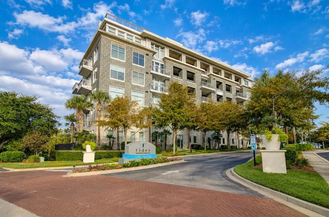 Photo of 242 Cooper River Drive, Mount Pleasant SC