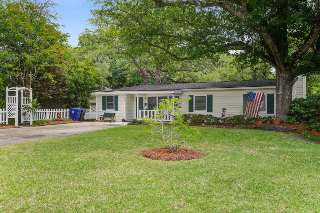 344 Lantana Drive, Charleston