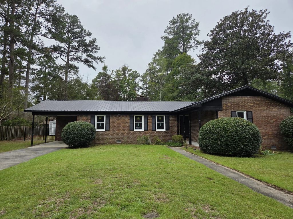 605 Lynwood Road, Walterboro