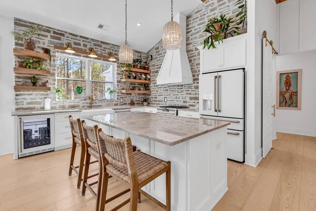 1282 Kings River Road, Pawleys Island