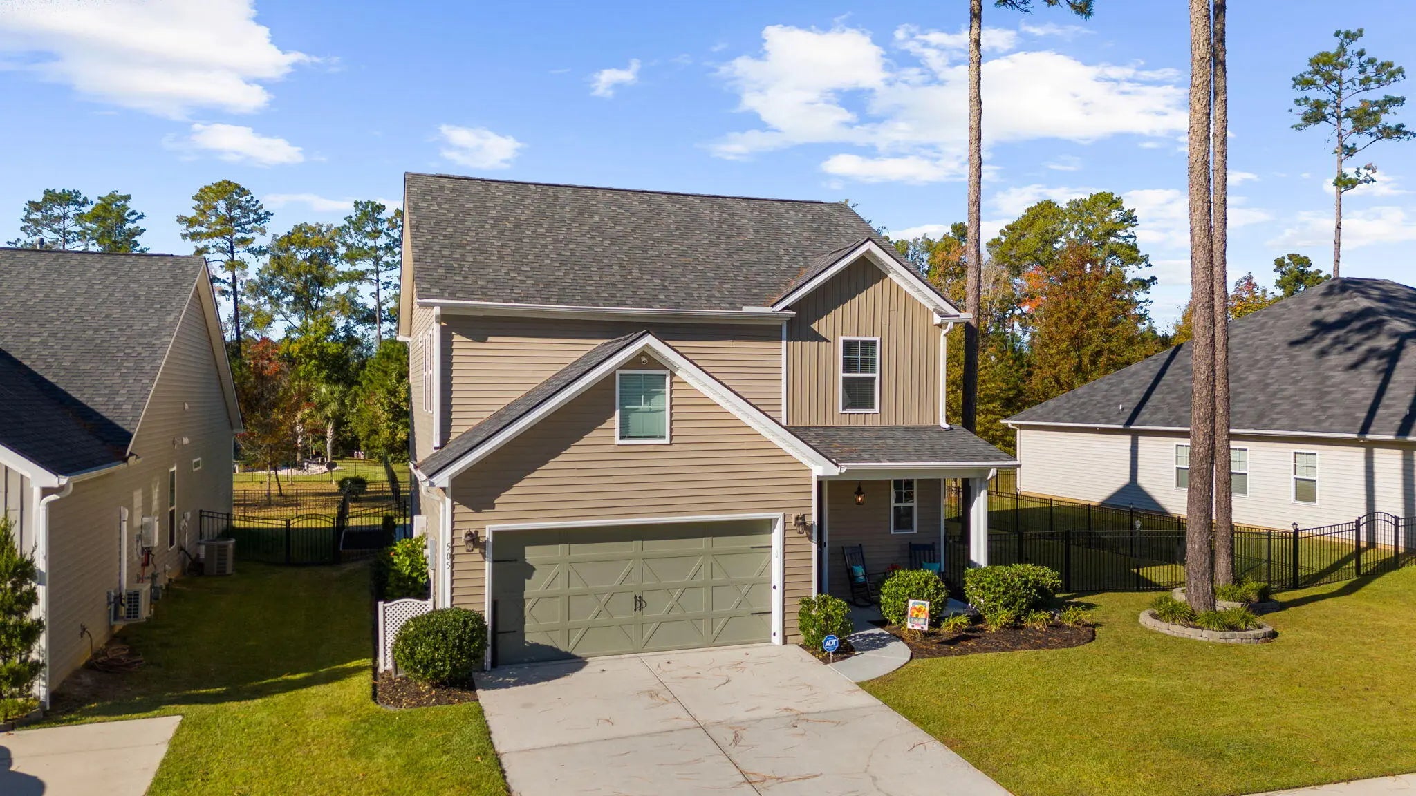 Photo of Listing #25030402