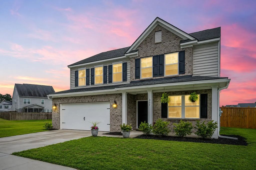 217 Squire Pope Road, Summerville