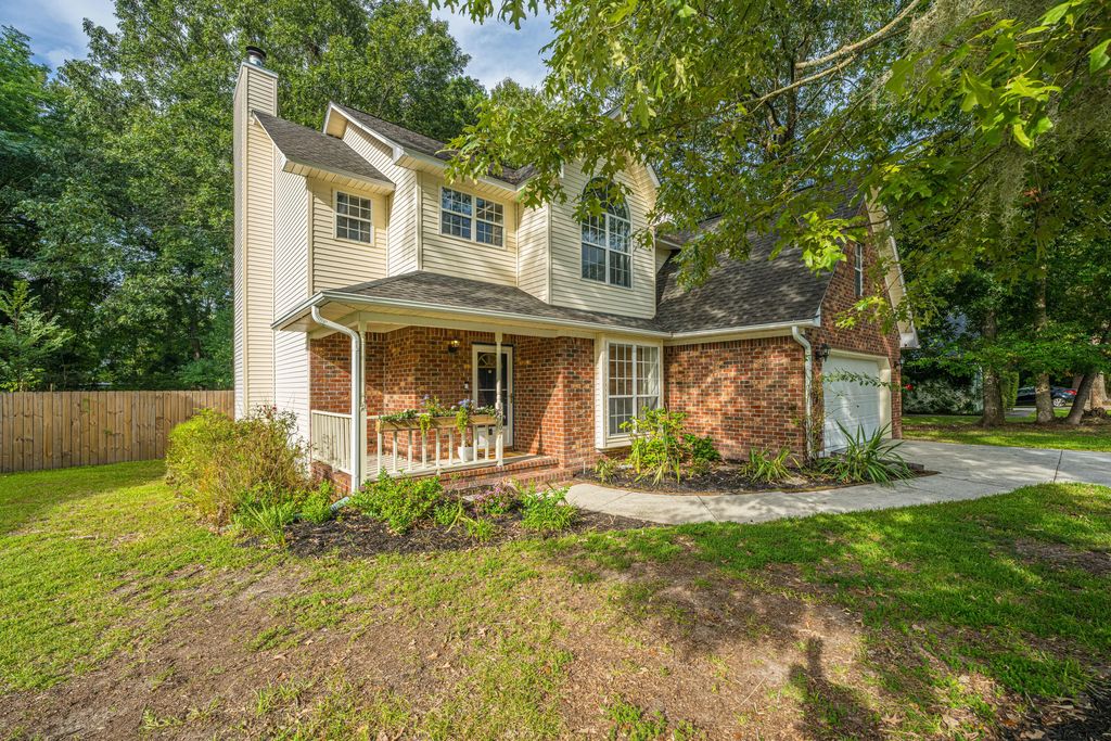 8167 Sherbrooke Lane, North Charleston