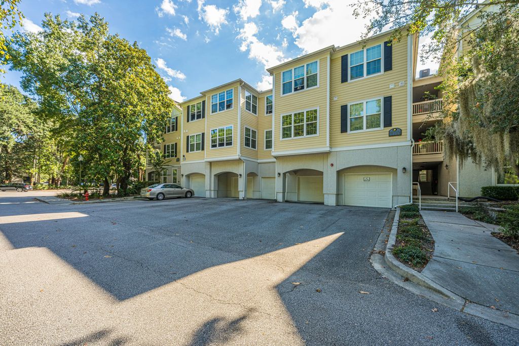 60 Fenwick Hall Allee 715, Johns Island
