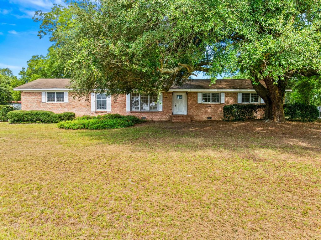 1757 Saint Matthews Road, Orangeburg