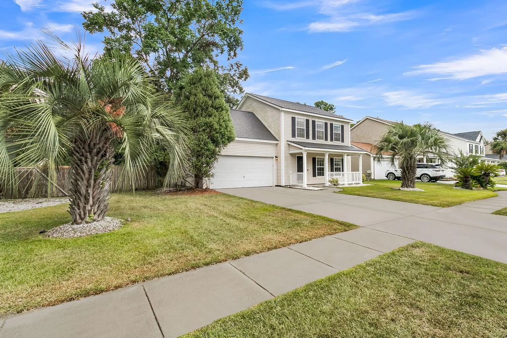 401 Beverly Drive, Summerville