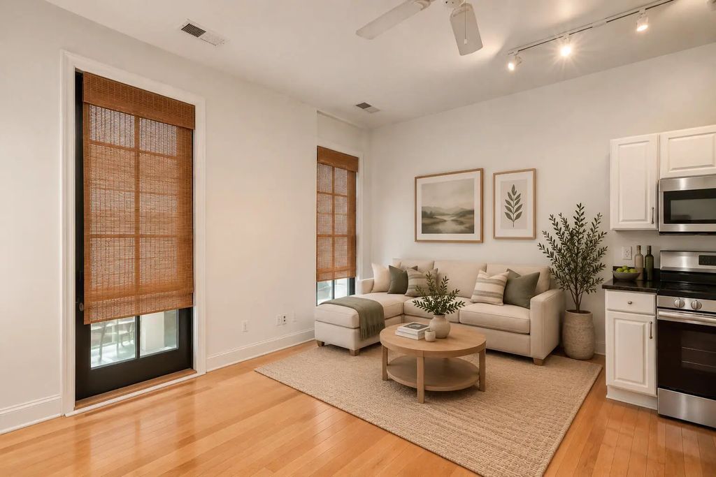 348 King Street Apt I, Charleston