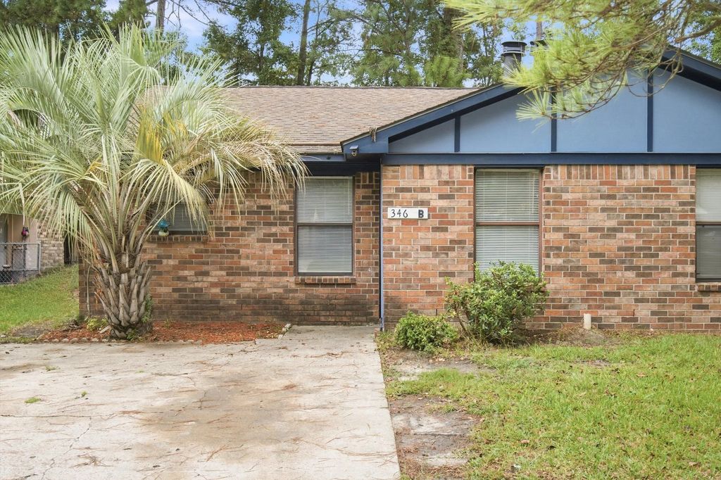 346 Dorchester Manor Boulevard Unit B, North Charleston