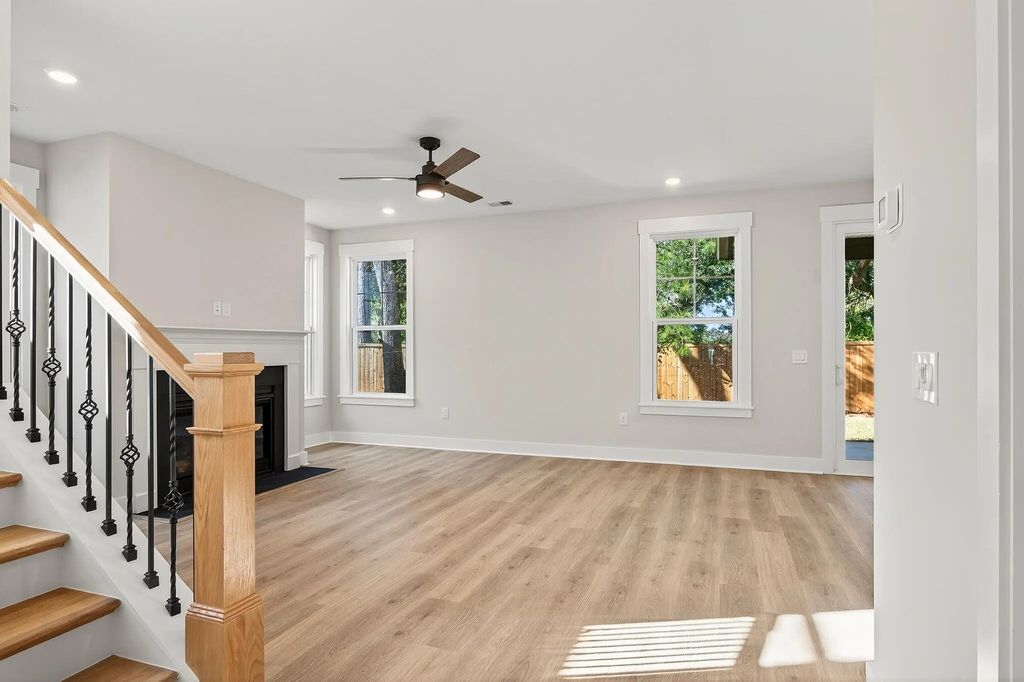 220 Creek Pointe Dr Drive, Moncks Corner