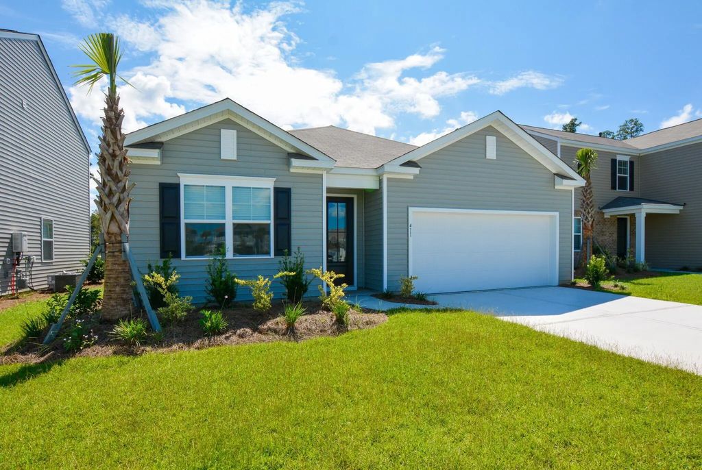 411 Zenith Boulevard, Summerville