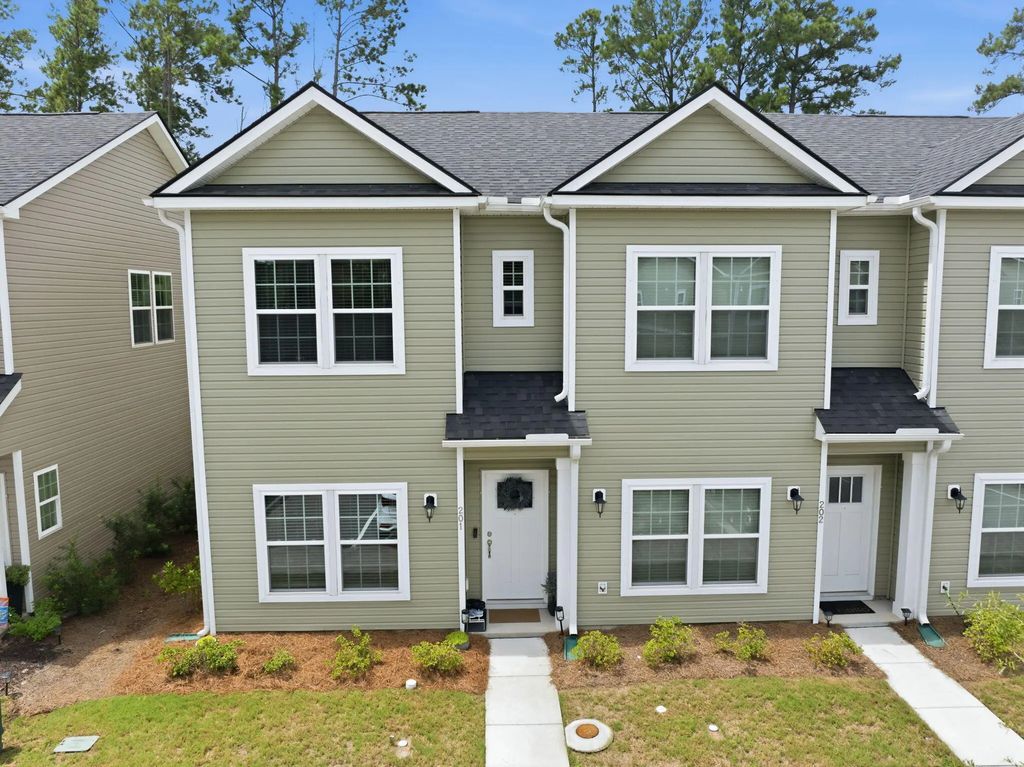 201 Twin Rivers Drive, Wando