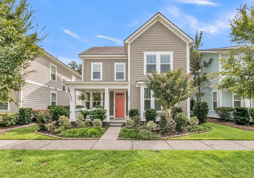 229 Ribbon Road, Summerville