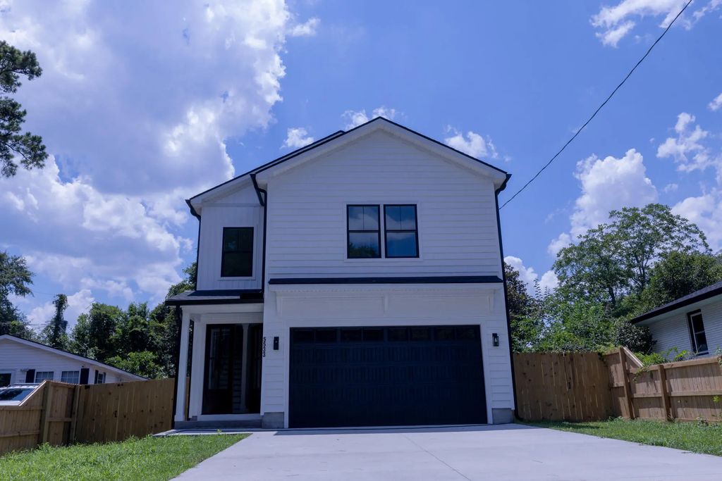 5533 Garrett Avenue, North Charleston