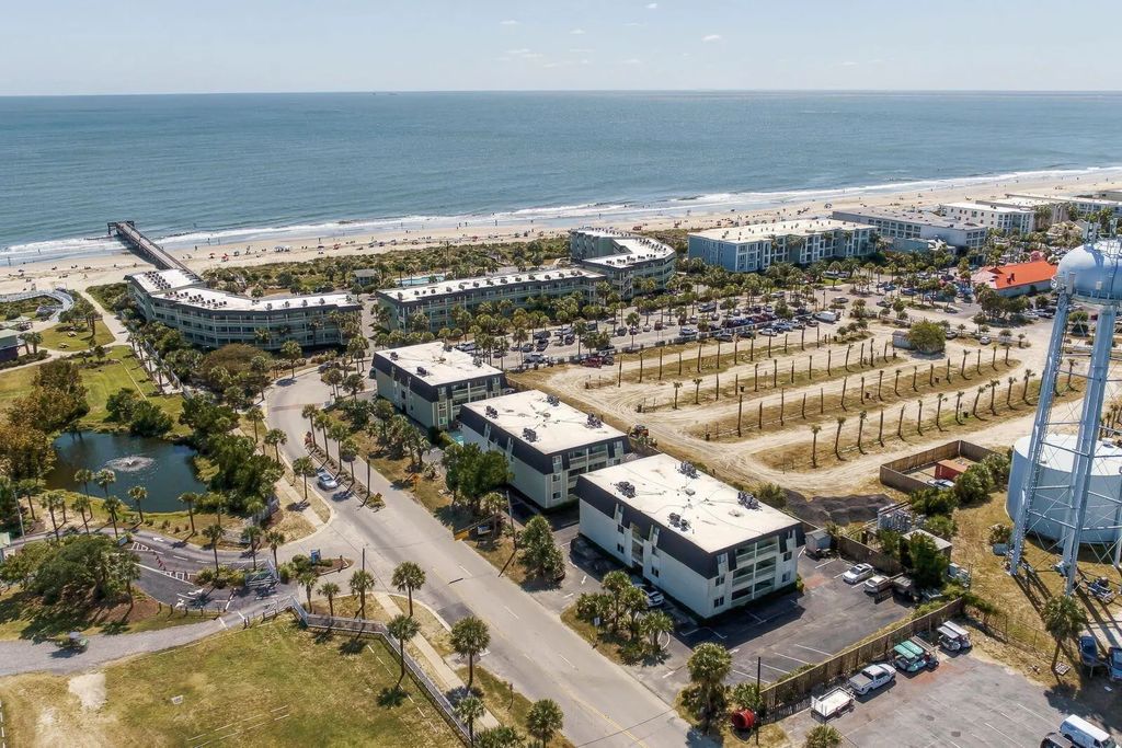 1400 Ocean Boulevard 103, Isle of Palms