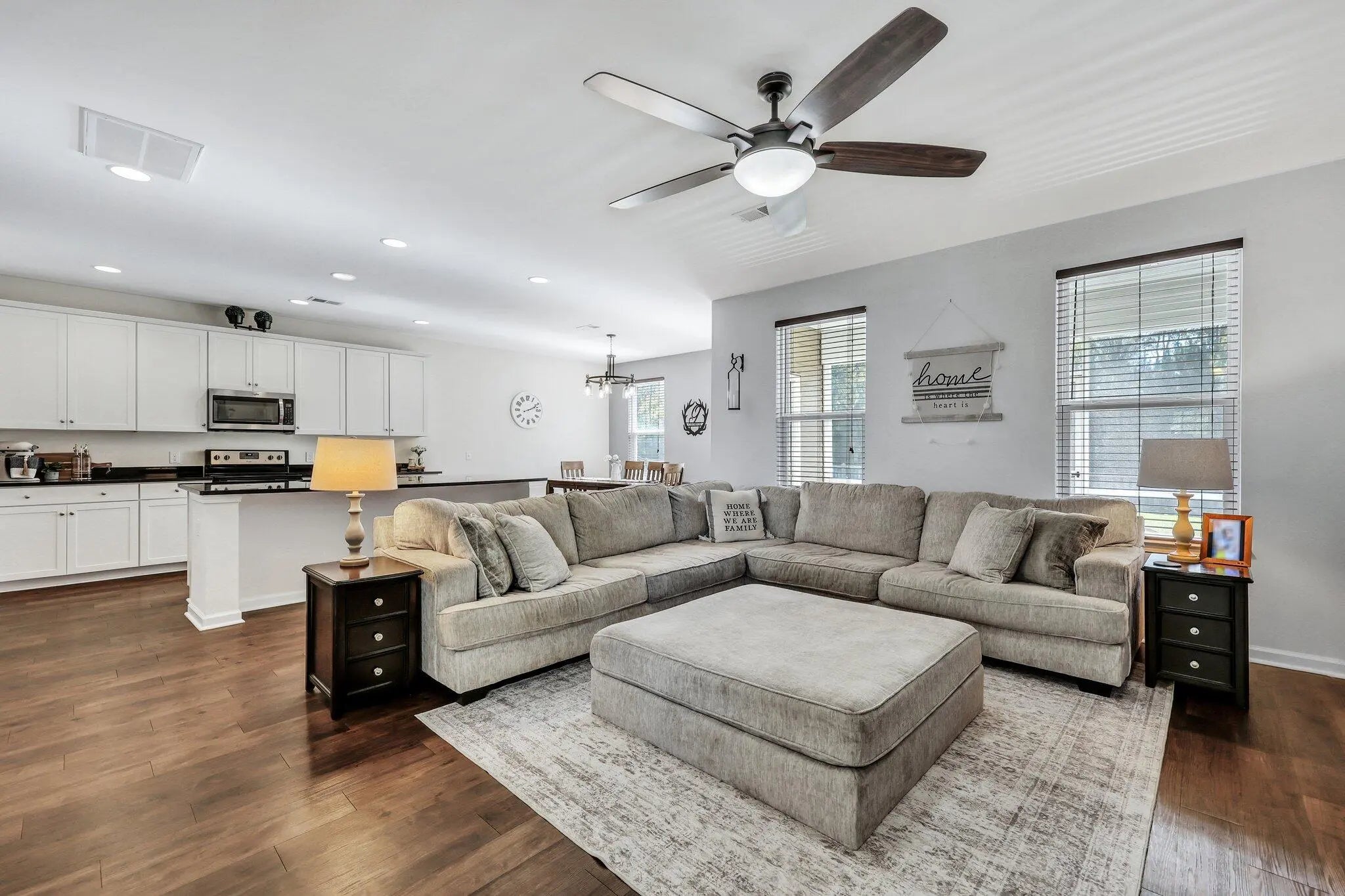 Photo of Listing #24028718