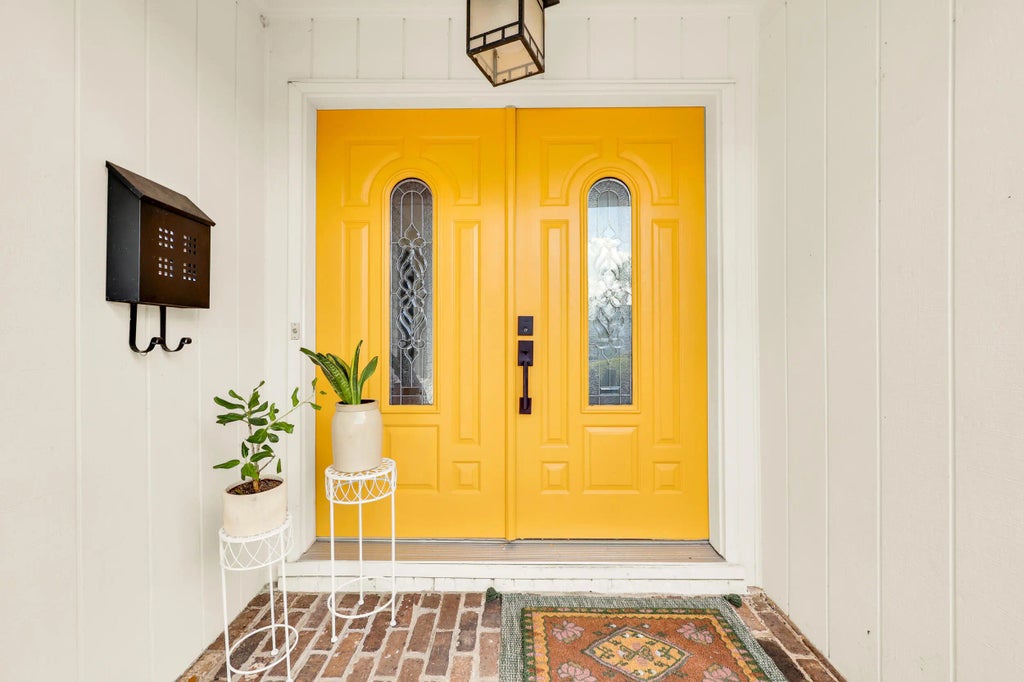 26 Rebellion Road, Charleston