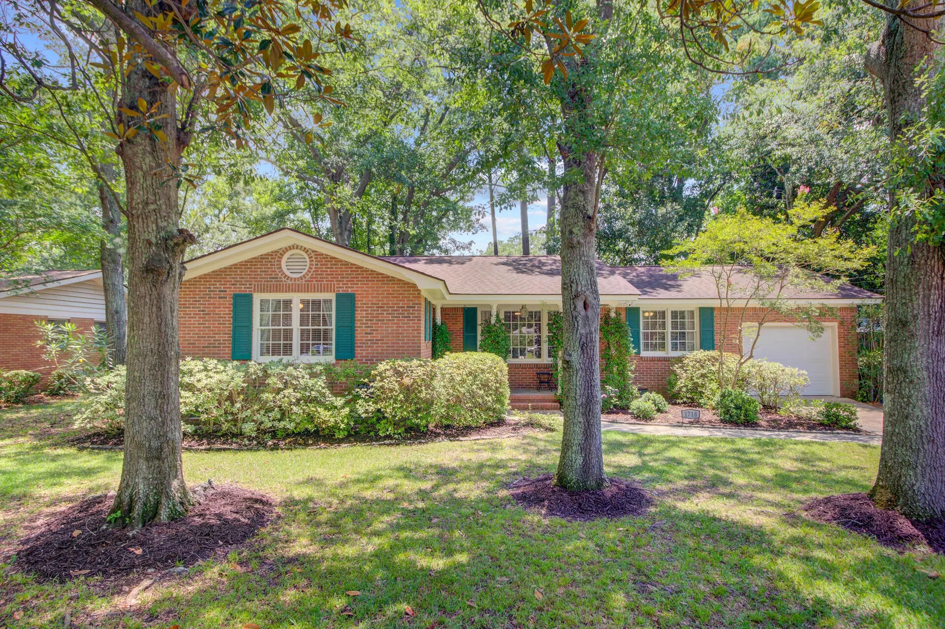 Photo of Listing #25023092