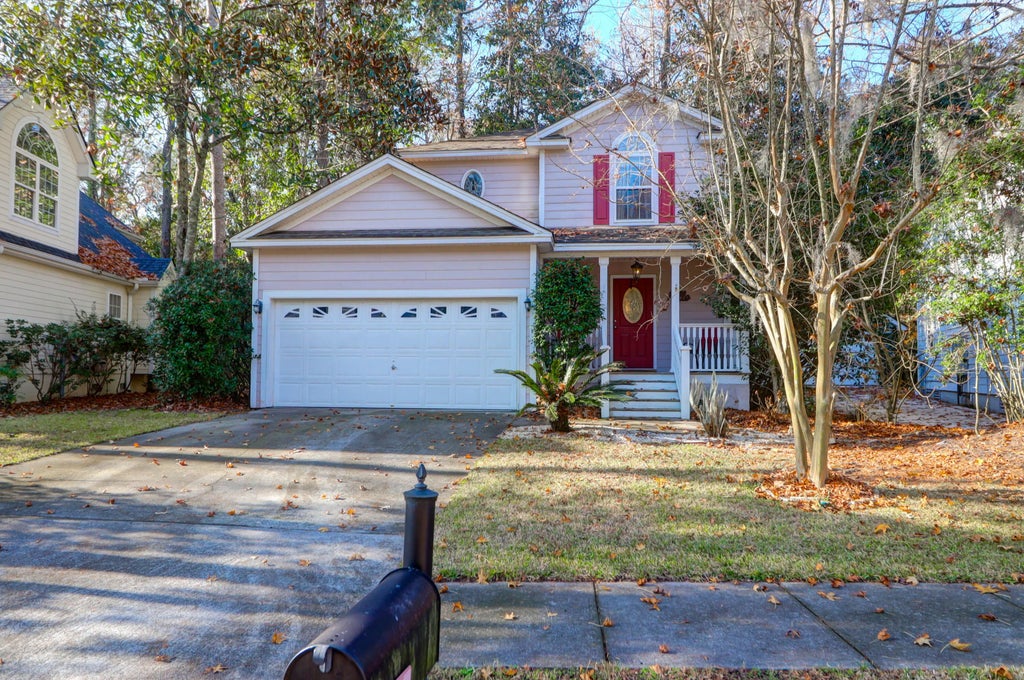 635 Fair Spring Drive, Charleston