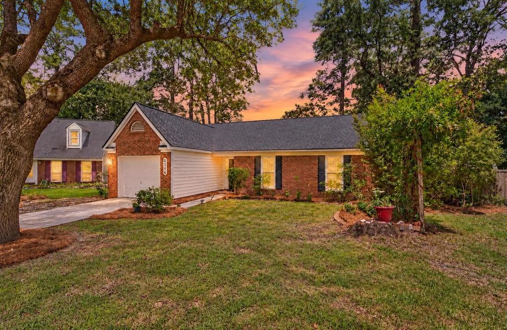 4716 Landerwood Court, North Charleston