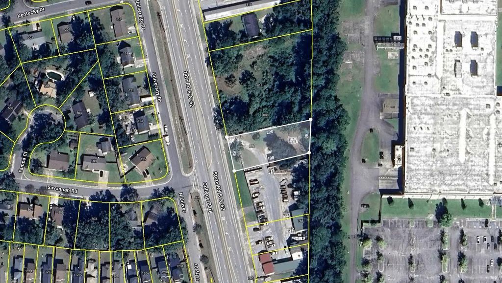802 College Park Road, Ladson
