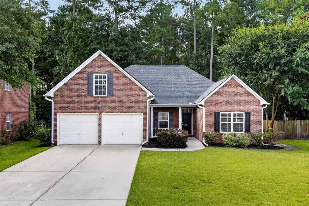 8719 Evangeline Drive, North Charleston