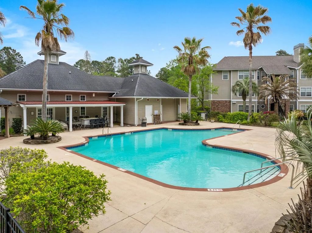 188 Midland Parkway Apt 212, Summerville
