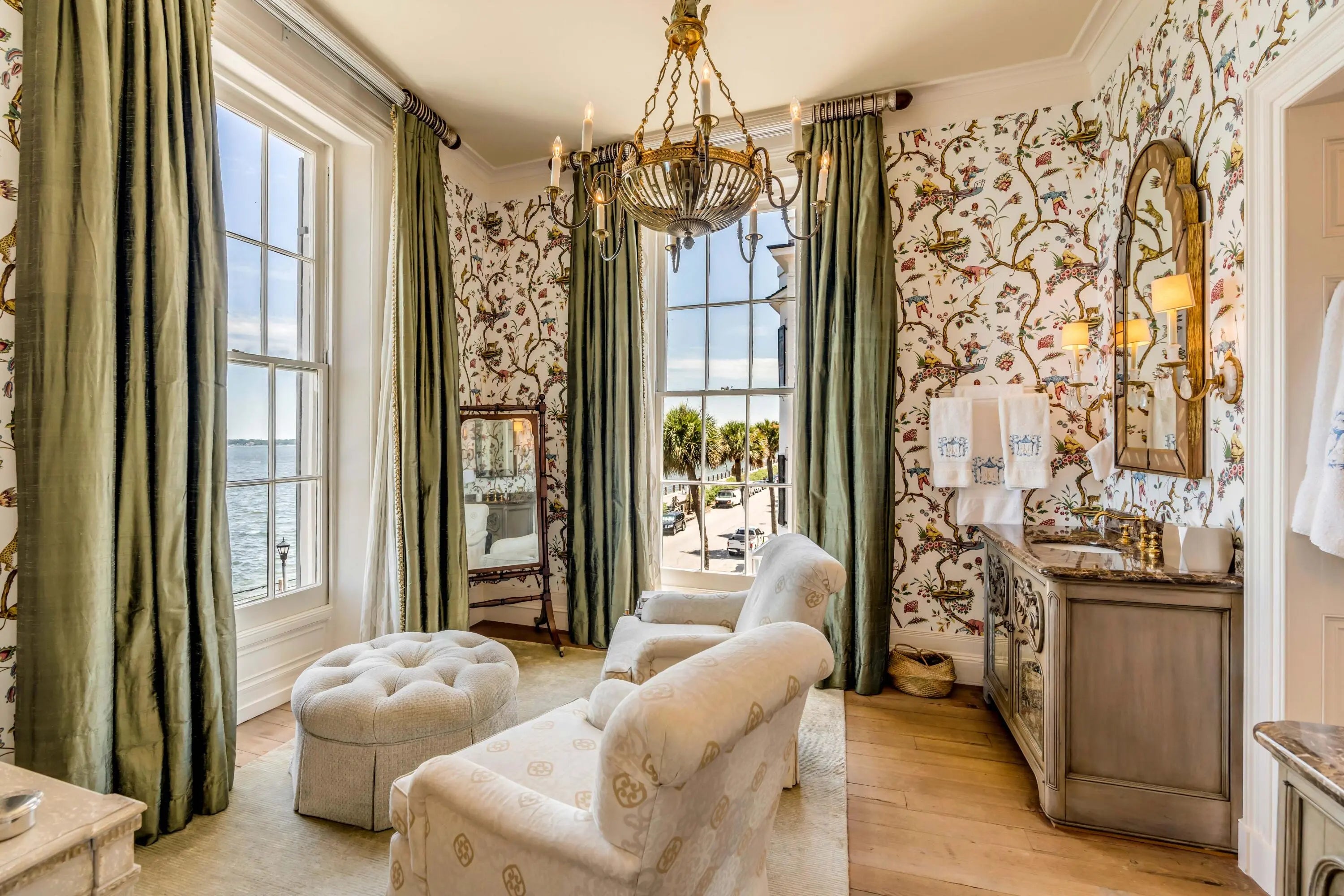 2 Water Street, Charleston, SC, 29401