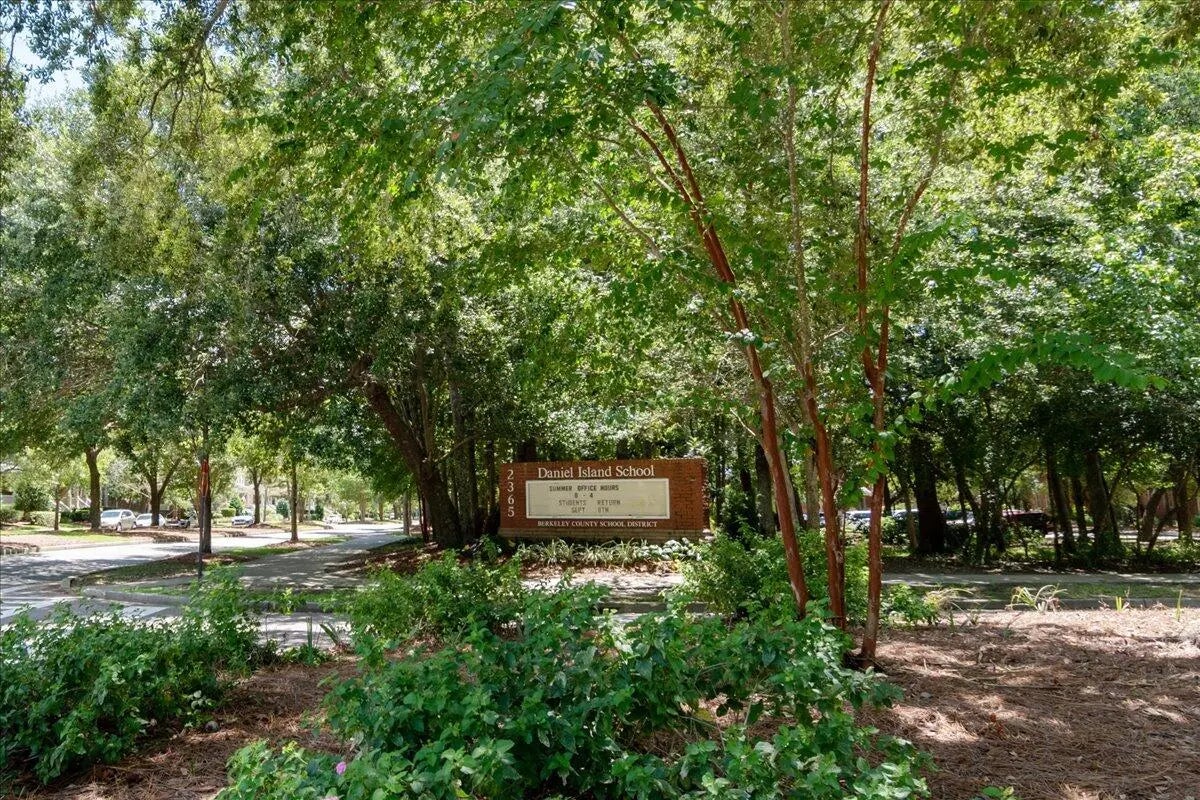 861 Dunham Street, Daniel Island, SC, 29492