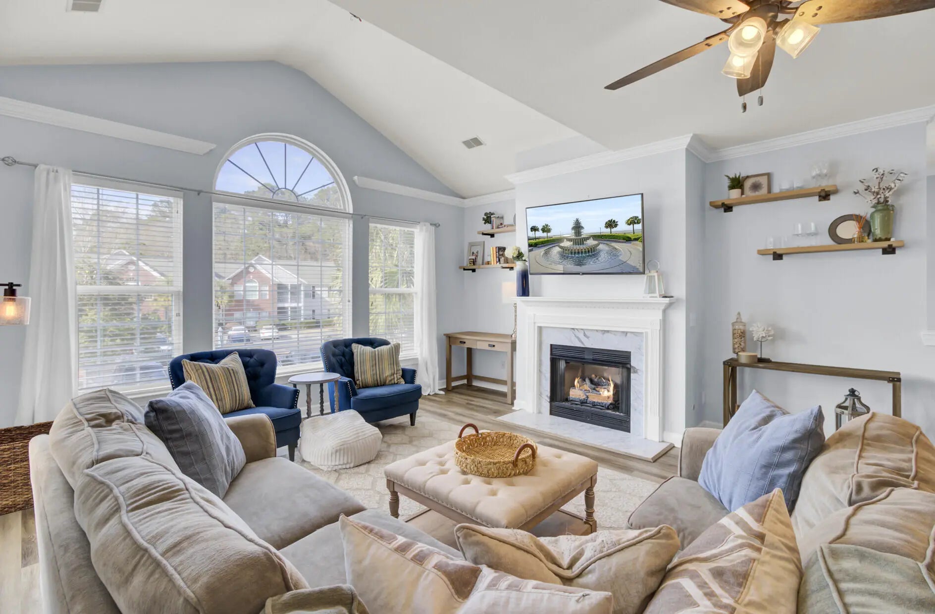 Photo of Listing #26004079