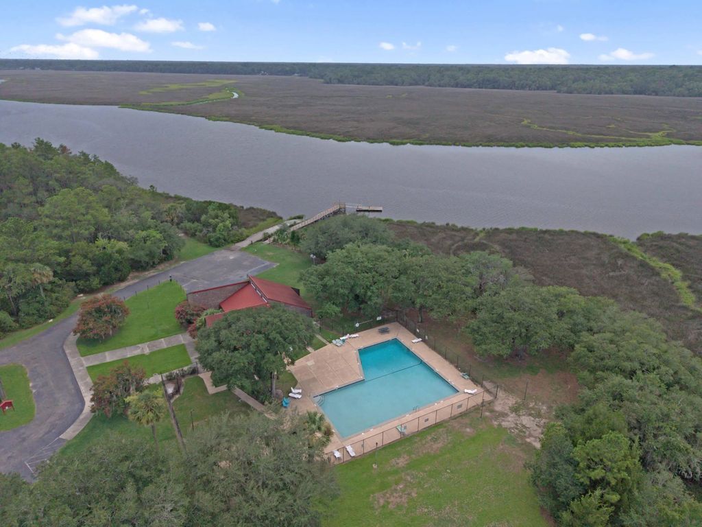 4488 Great Oak Drive, North Charleston