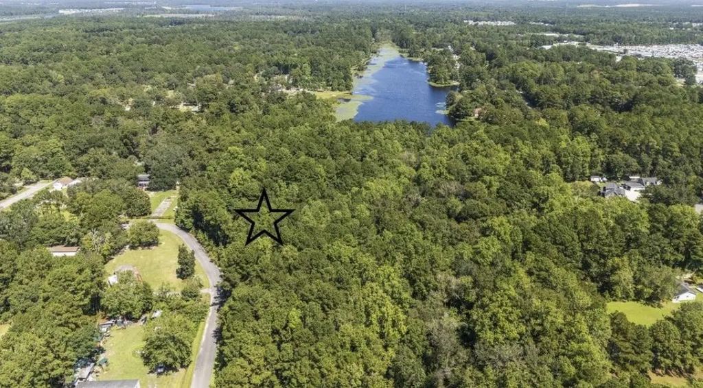 Tullis Street, Moncks Corner