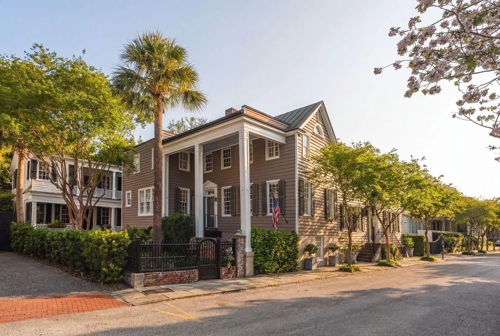 18 Water Street, Charleston