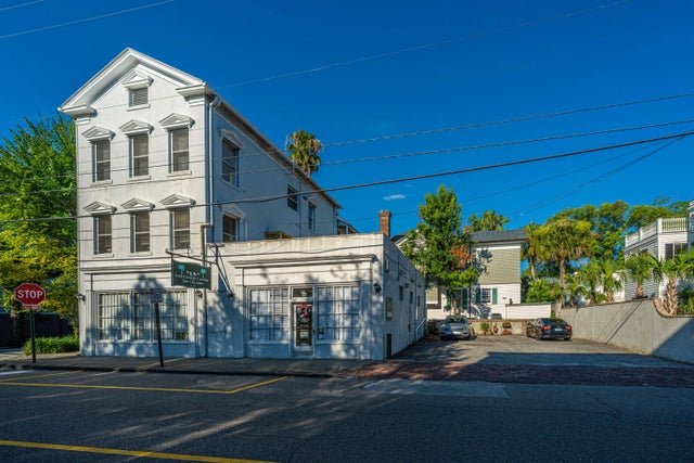 Photo of 90 Bull Street, Charleston SC