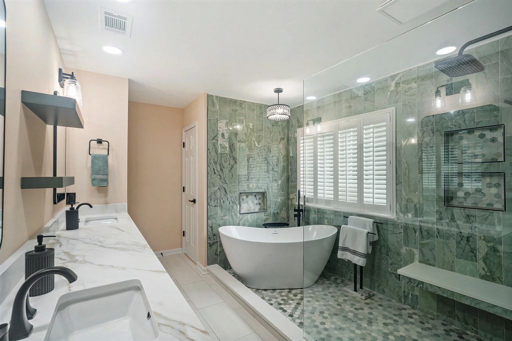 1003 Crooked Oak Road, Summerville