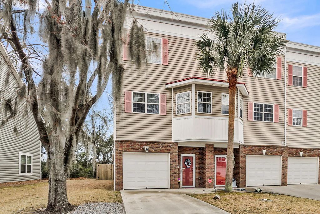 4668 Palm View Circle, North Charleston