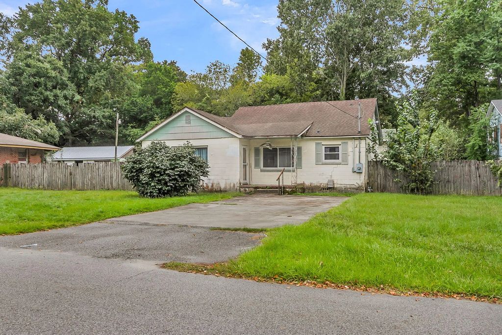 5131 Butler Street, North Charleston