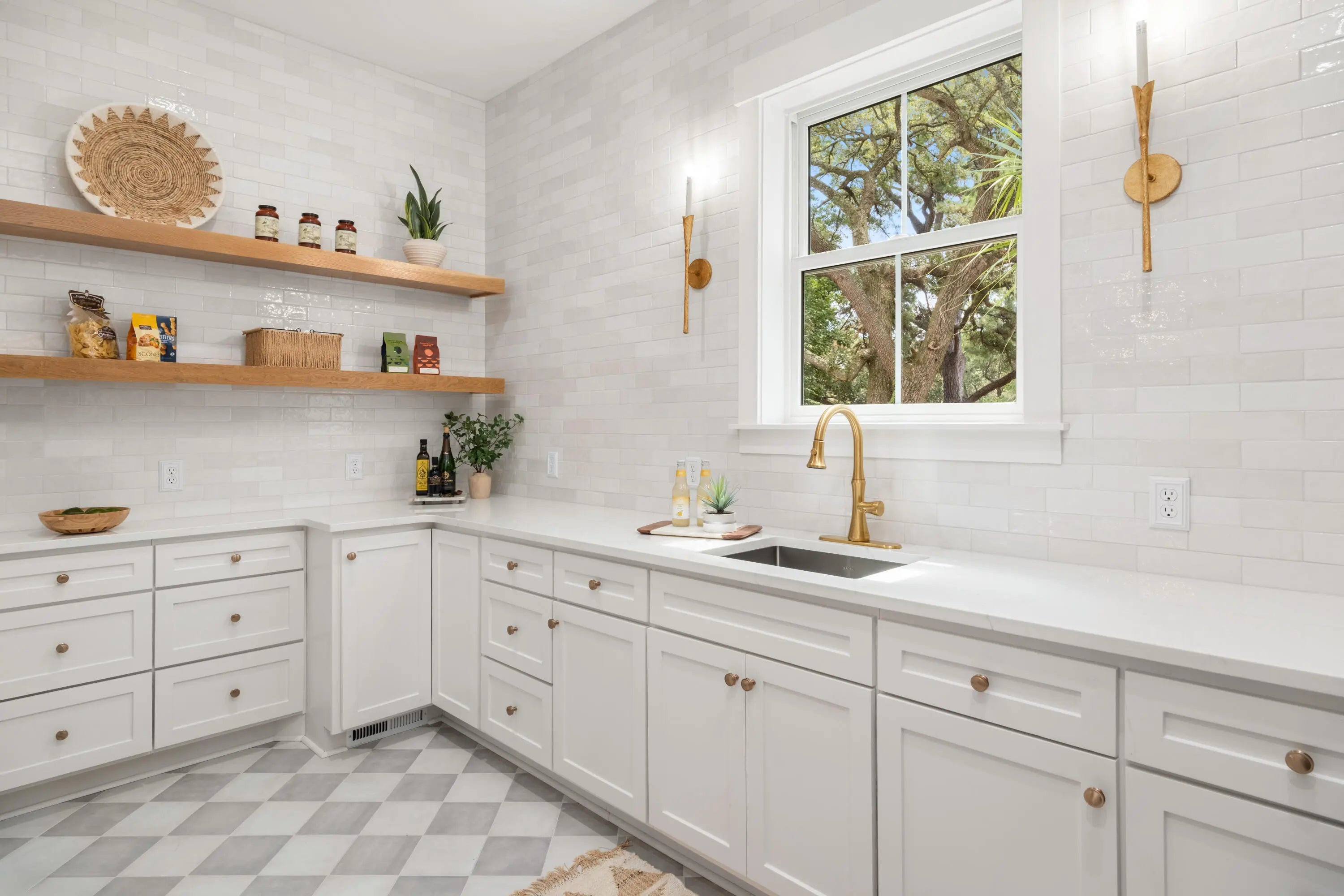 727 Mccants Drive, Mount Pleasant, SC, 29464