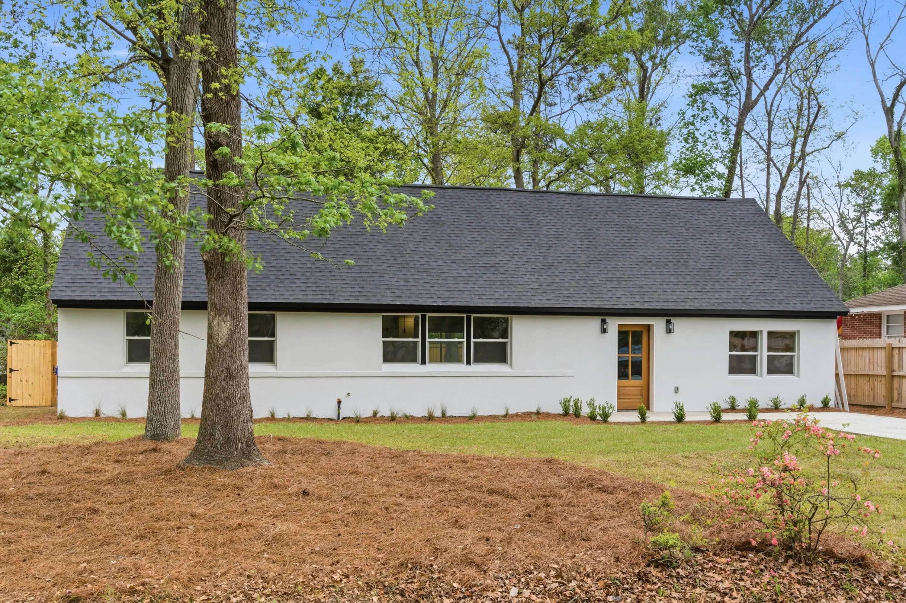 Photo of Listing #26009956