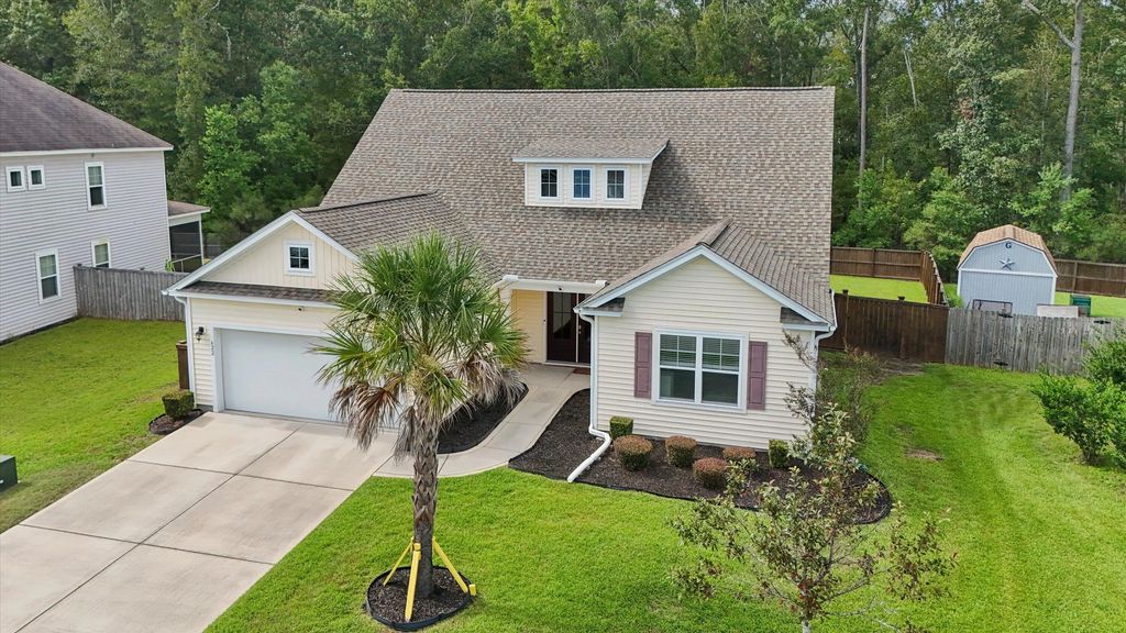 622 Woolum Drive, Moncks Corner