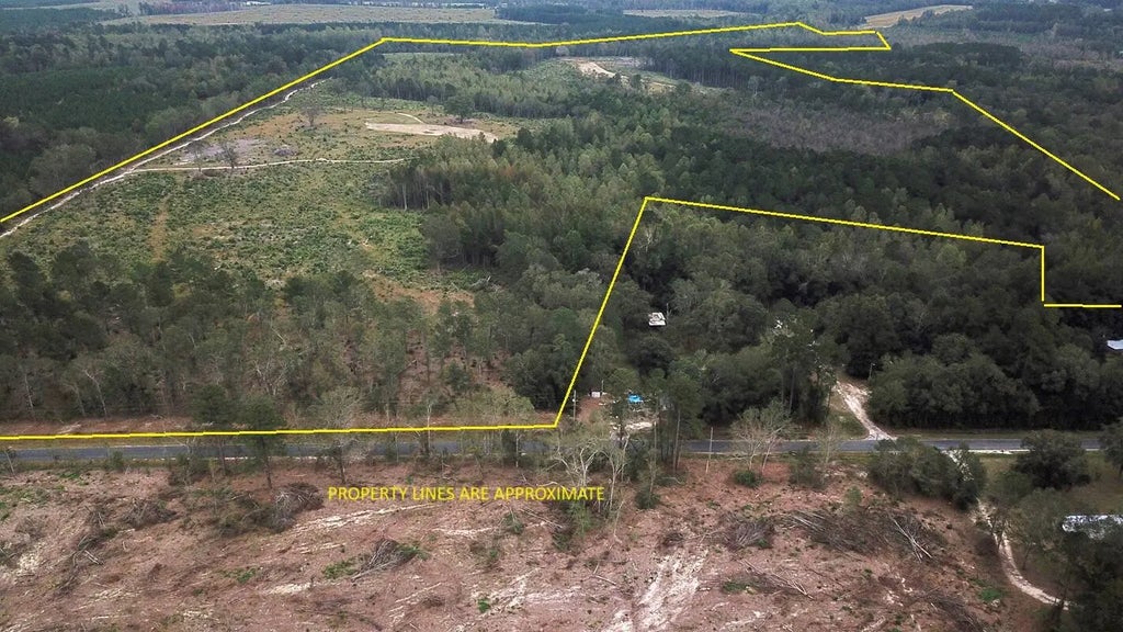 Fellowship Road, Williston