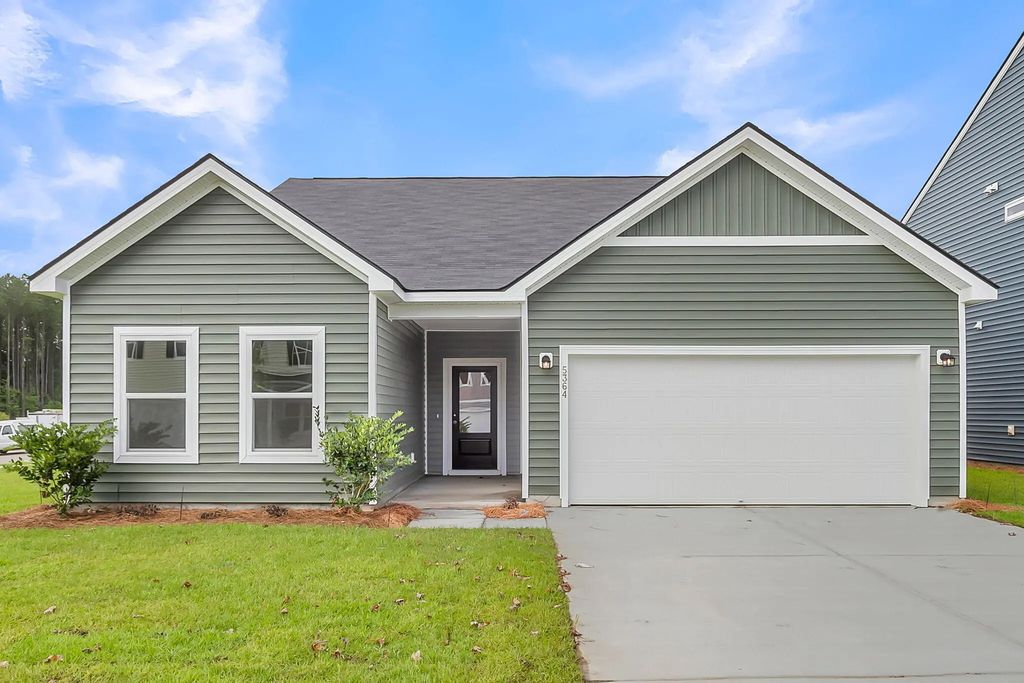 5368 Crinum Lilly, Summerville