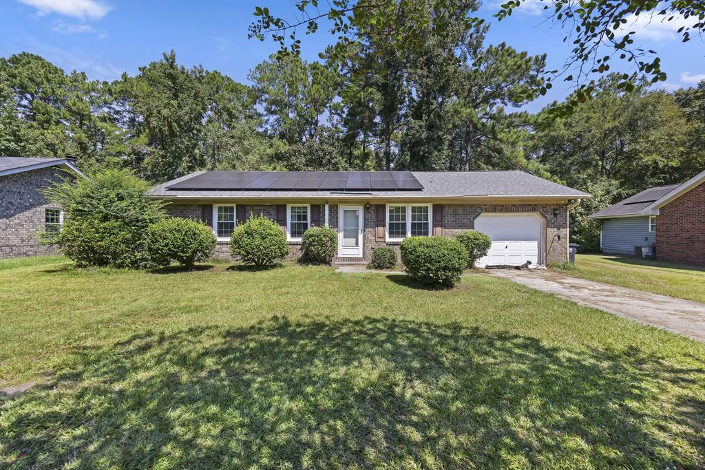 114 Lisa Drive, Summerville