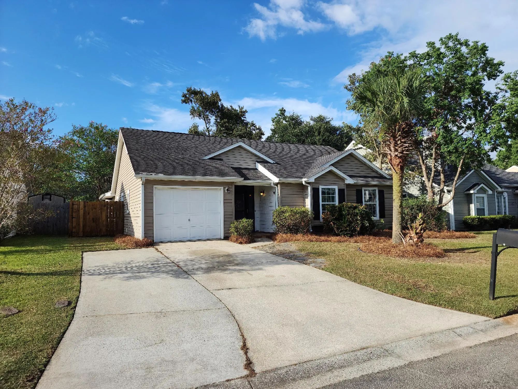 Photo of Listing #25025897