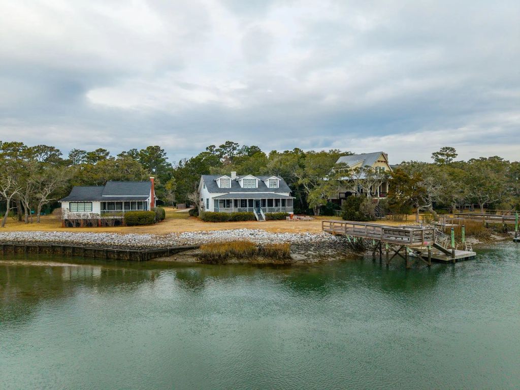 44 Hook Drive, Pawleys Island
